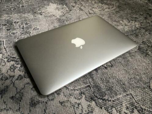 MacBook Air 2014 met lader