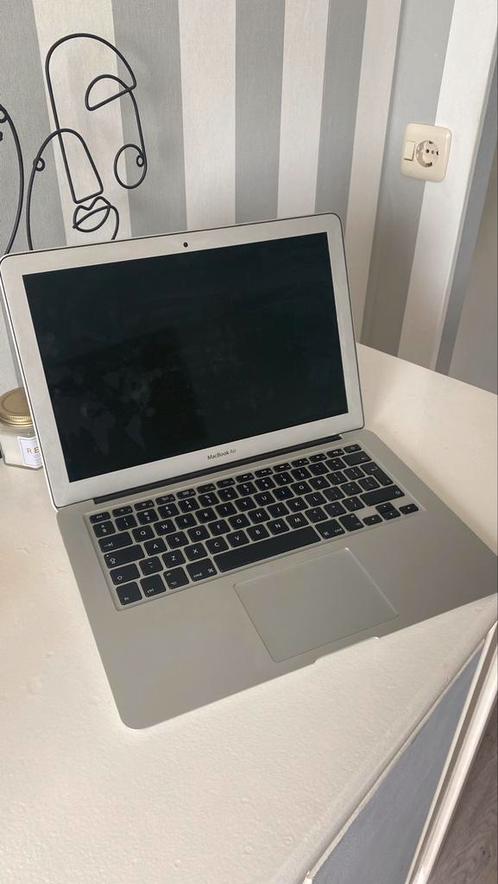 Macbook Air 2017 13 inch 128 GB grijs