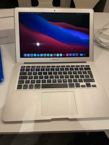 MacBook Air 2017 13034 ZGAN  i5 1.8GHz  128 GB  nieuwe accu