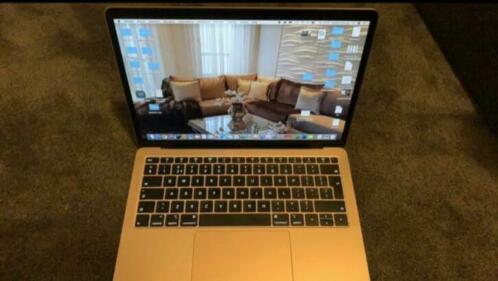 MacBook Air 2019 1.6 Ghz i5 8GB 128 SSD rose gold