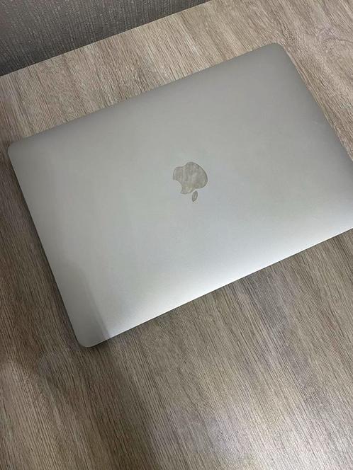 MacBook Air 2020 256gb 8gb 13.3 inch