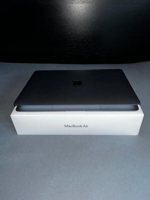 MacBook Air 2020  docking station  laptophoes