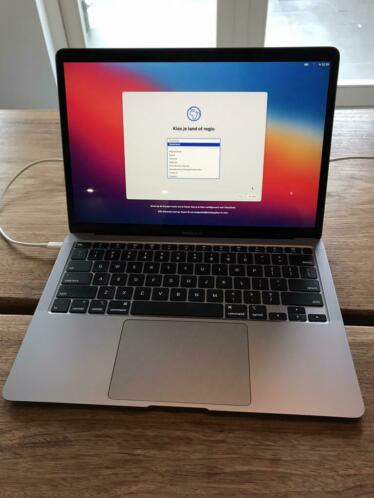 MacBook Air 2020 met VS-toetsenbord en BTW aftrekbaar i5 256
