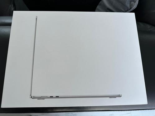 MacBook Air 2023 15 M2 512gb Nieuw GesealdBon 2J Garantie