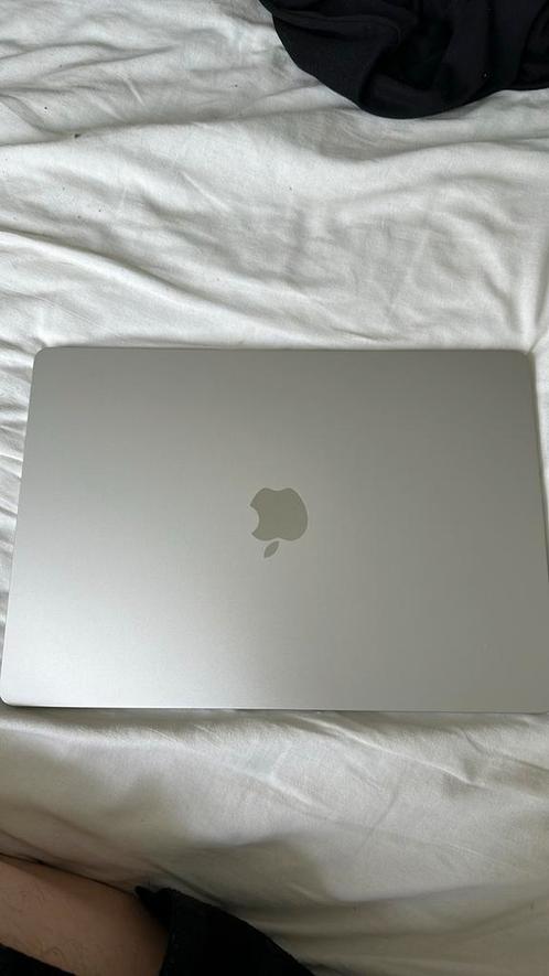 Macbook Air 2023 M2 15-inch 8GB 256GB