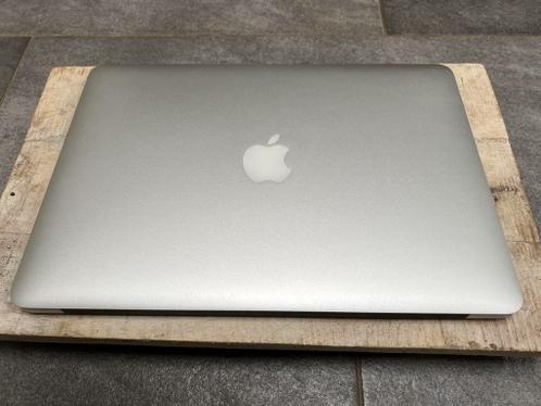 MacBook Air (early 2015)