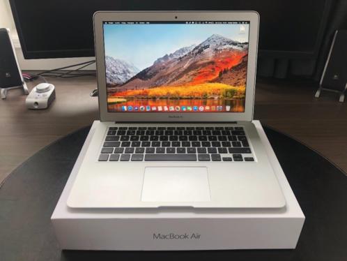 Macbook Air Early 2015 met Apple Care in Nieuwstaat