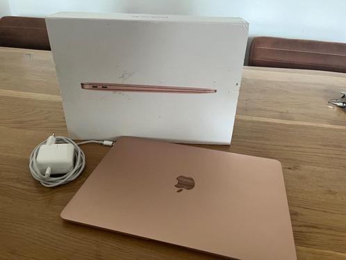 MacBook Air gold rosegold
