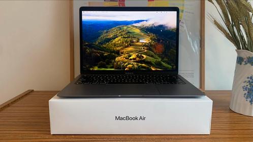 MacBook Air M1 (2020), 13, 8GB RAM, 256GB SSD