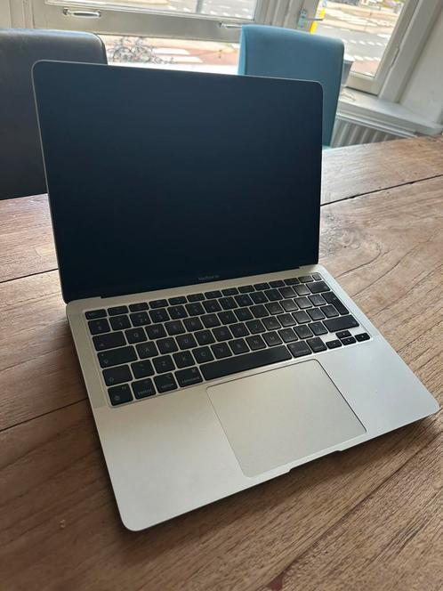 MacBook Air M1 2020