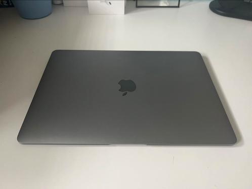 MacBook Air retina 13-inch 2018
