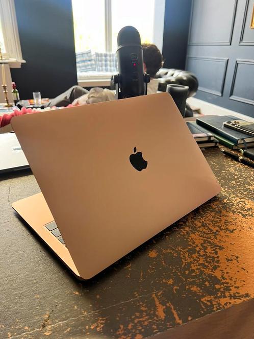 MacBook Air (Retina, 13-inch, 2019)