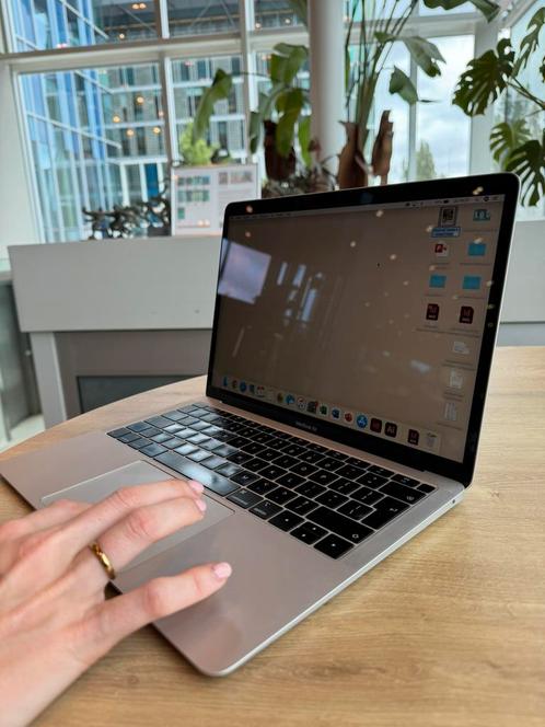 MacBook Air (Retina, 13-inch, 2019) in uitstekende staat