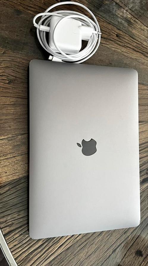Macbook air (Retina, 13-inch, 2020)