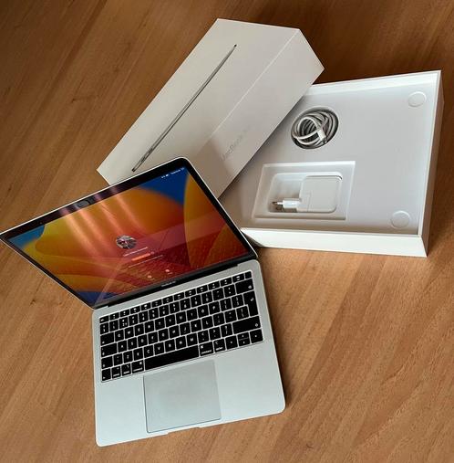 MacBook Air Silver 13 inch (2019)