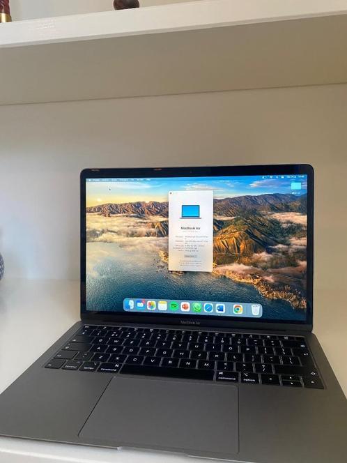 MacBook Air space grey 2019 (8GB -128 GB)