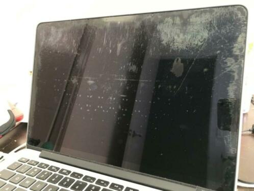 MacBook coating laten verwijderen Dat kan bij Macfixit