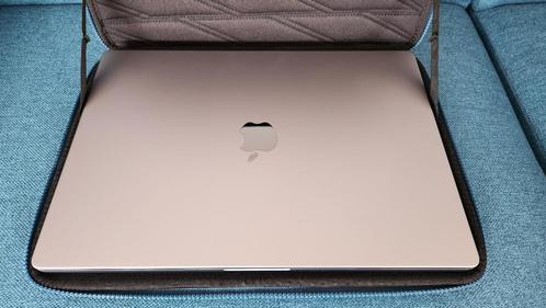 macbook m2 pro 16 inch 16gb ram 12cpu 19gpu