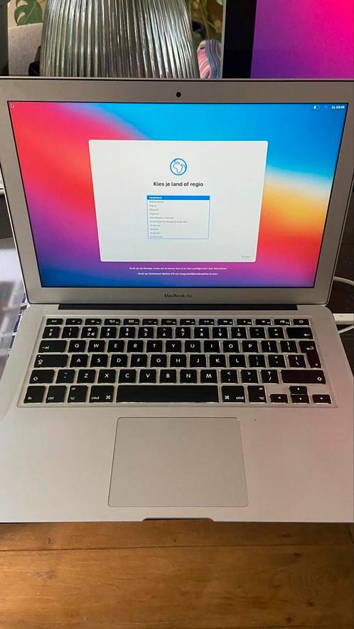 MacBook notebook 23 inch breedbeeldscherm