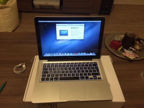 macbook pro 13 2012 i5 2.5 16gb 500hdd in doos met bon