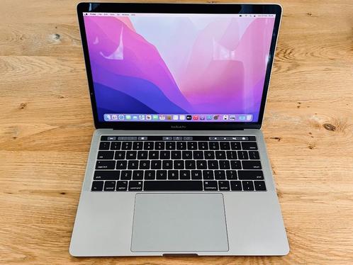 MacBook Pro 13 (2016)  i7 3.3Ghz  16gb  256Gb  TouchBar