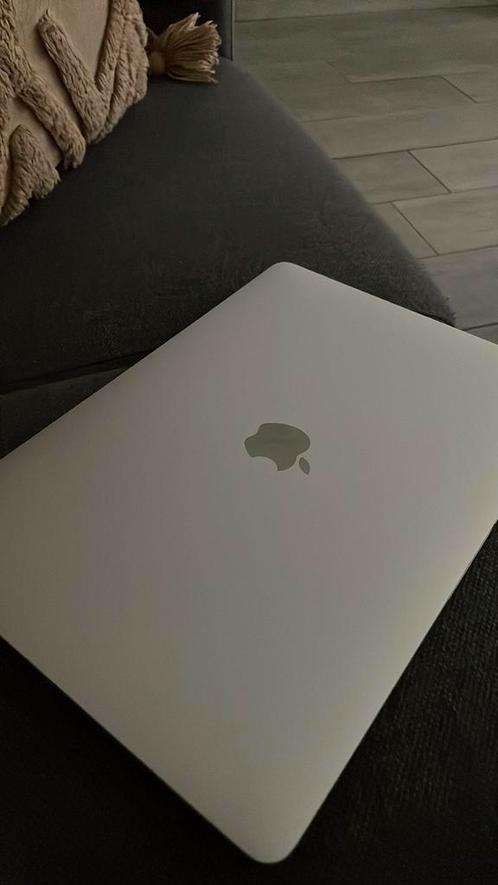 Macbook pro 13 (2019)