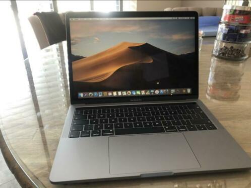 Macbook Pro 13 2.4ghz MID 2019 16 Gb ram 256 ssd GARANTIE