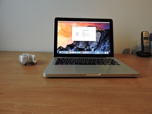 Macbook Pro 13 2,8 Ghz i7 4GB 750GB HDD ( Garantie )