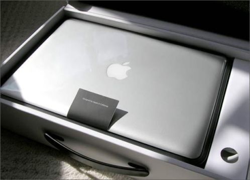 MacBook Pro 13 Compleet met DOOS 2,4GHz 8GB RAM