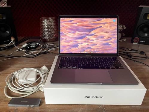 Macbook Pro 13 Inch 16 GB RAM - 2020