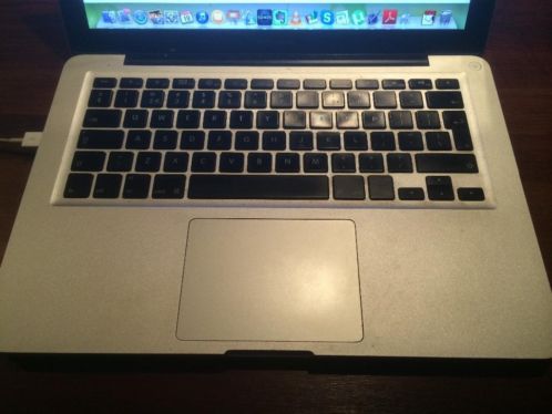 Macbook pro 13 inch 2010