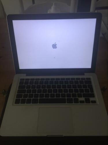 Macbook pro 13 inch 2010