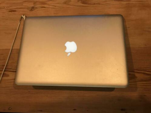 MacBook Pro 13 inch 2011