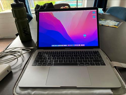 MacBook Pro 13 inch 2016 2.0GHz i5 8GB 256GB
