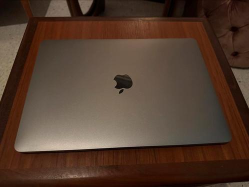 MacBook Pro 13 inch 2016