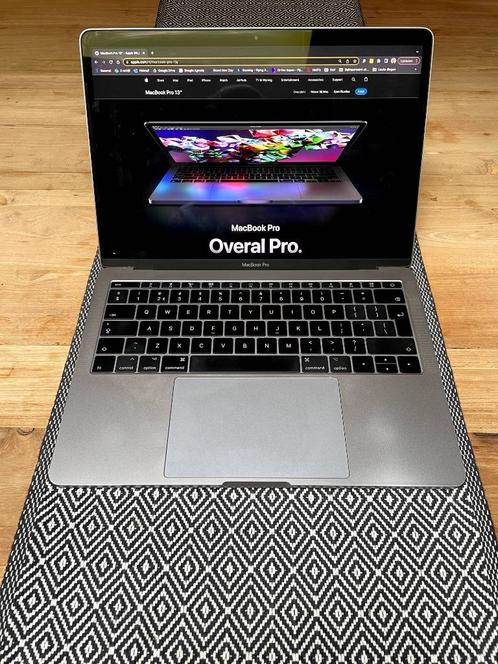 MacBook Pro 13 inch (2017)