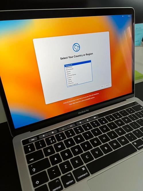 MacBook Pro 13-inch, 2017 met touchbar, Zilver