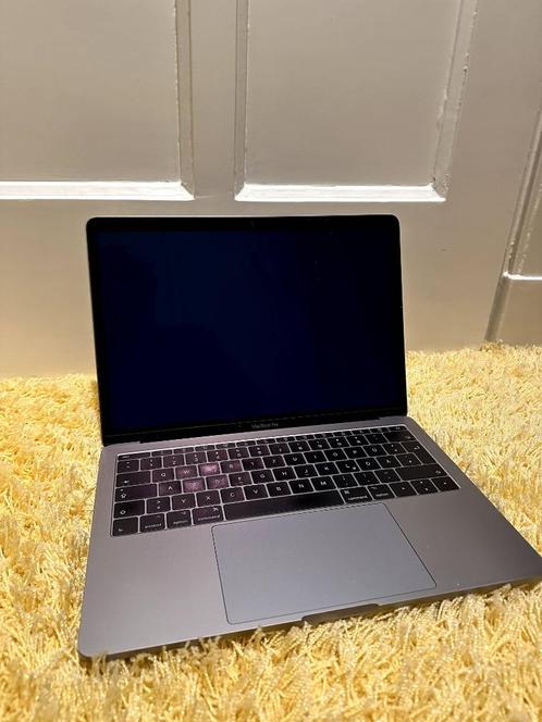 MacBook Pro (13-inch, 2017) QWERTZ
