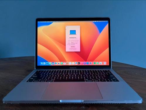 MacBook Pro 13 inch 2017, two Thunderbolt 3 ports