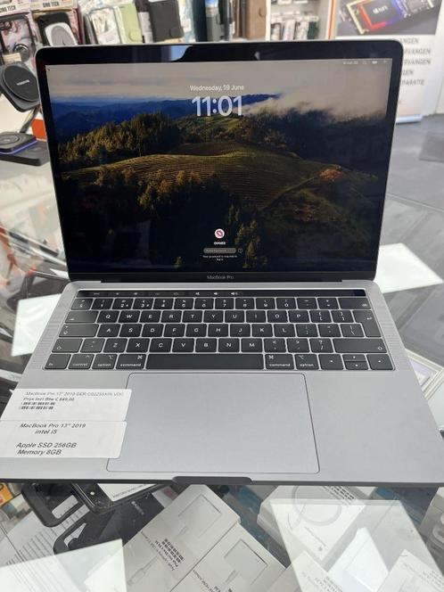 MacBook Pro 13 inch  2019