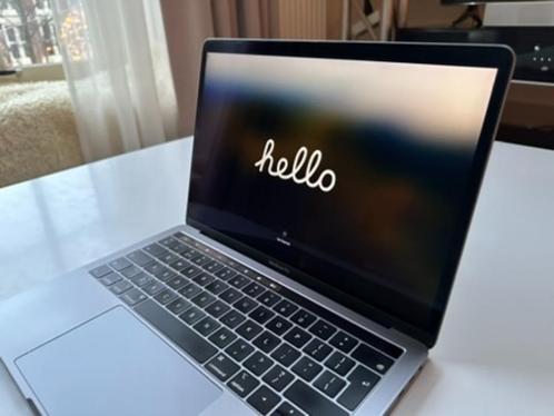 MacBook Pro 13-inch  2019  4 Thunderbolt 3-poorten  512gb