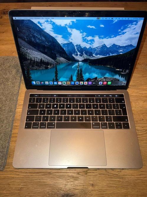 Macbook pro 13-inch 2019