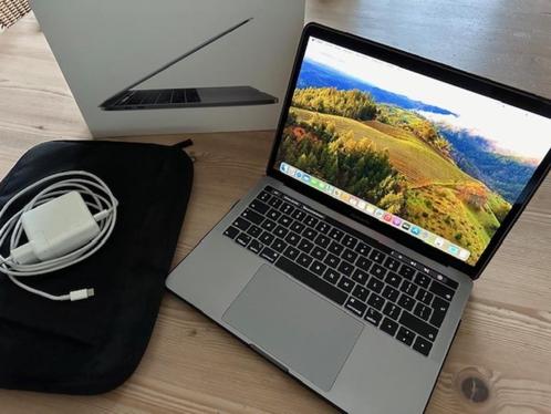 Macbook Pro 13-inch 2019 i5 - In topconditie