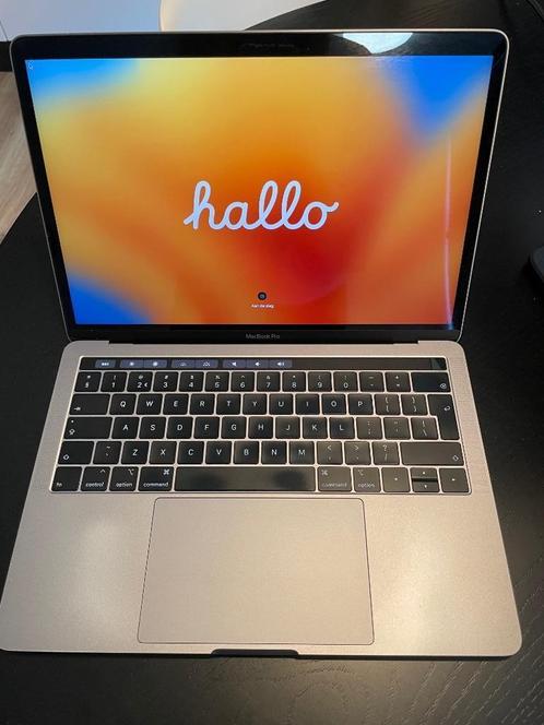MacBook Pro 13-inch (2019, Touch Bar) Space Grey