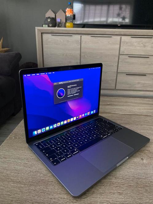 MacBook Pro (13 inch, 2020, 8GB)