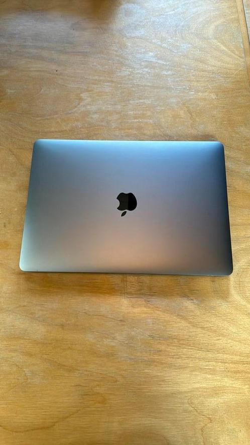 MacBook Pro 13 inch (2020) M1 512GB