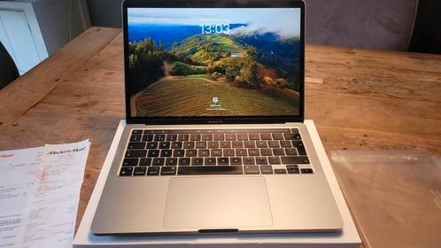Macbook Pro 13 inch 2022