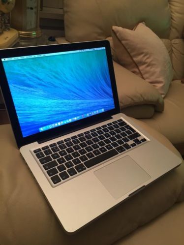 Macbook Pro 13-inch 2,7 GHz i7 DDR3 4GB