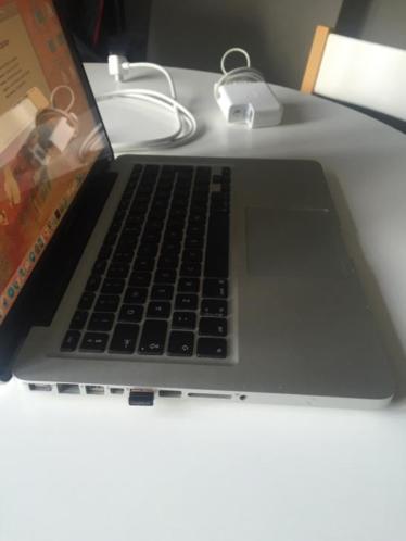 MacBook pro 13 inch