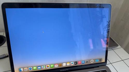 MacBook Pro 13 inch 8128